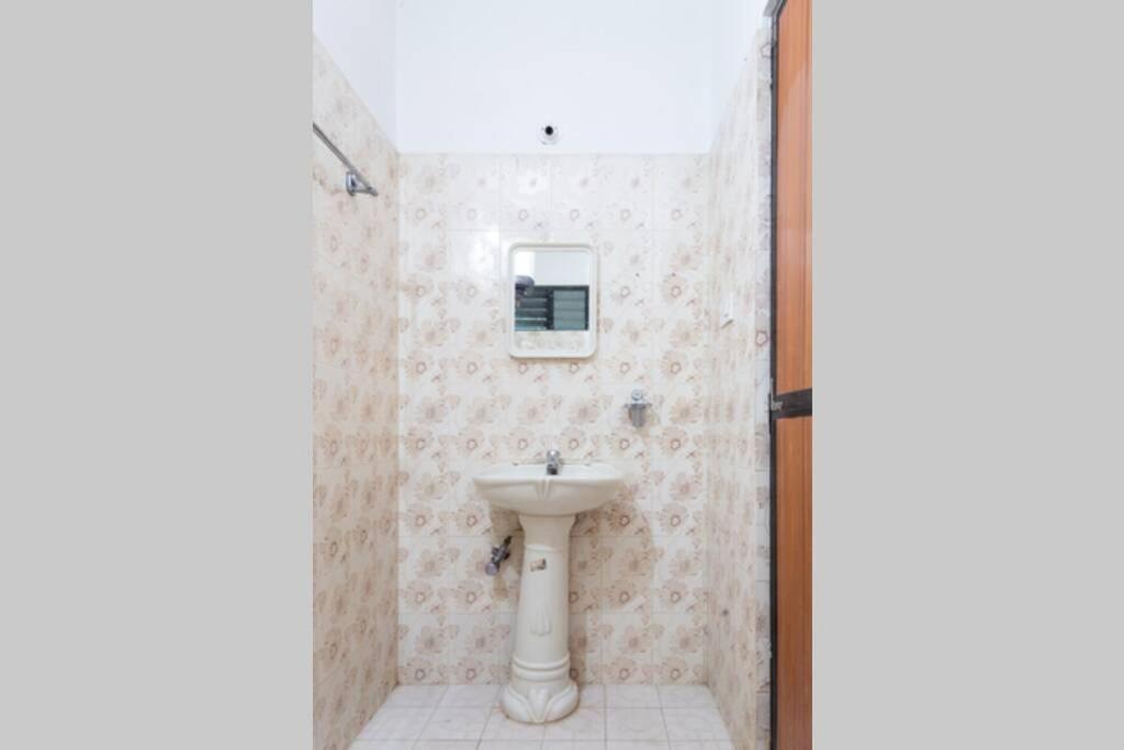 Villa Barbosa, 2 Bhk Villa & Luxury Rooms Near Colva, Sernabatim, Benaulim Beach Buitenkant foto