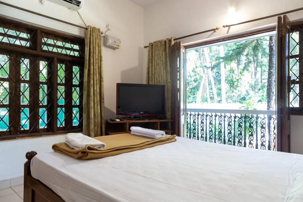 Villa Barbosa, 2 Bhk Villa & Luxury Rooms Near Colva, Sernabatim, Benaulim Beach Buitenkant foto